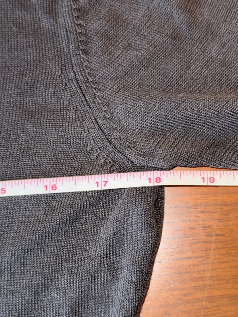 Emanuel Ungaro Petite V-Neck Short Sleeve Top in Charcoal - Picture 5 of 10